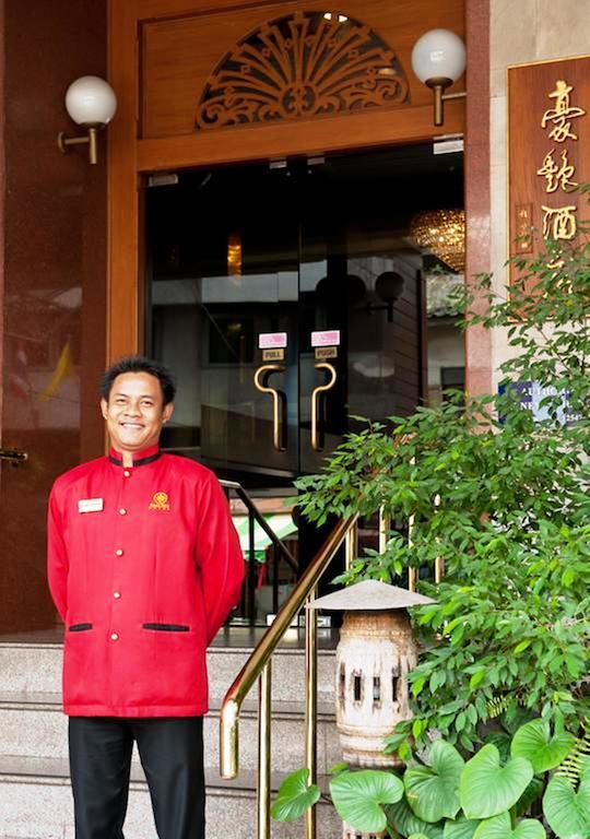 西隆城市酒店（原西隆城市旅馆） 曼谷 外观 照片